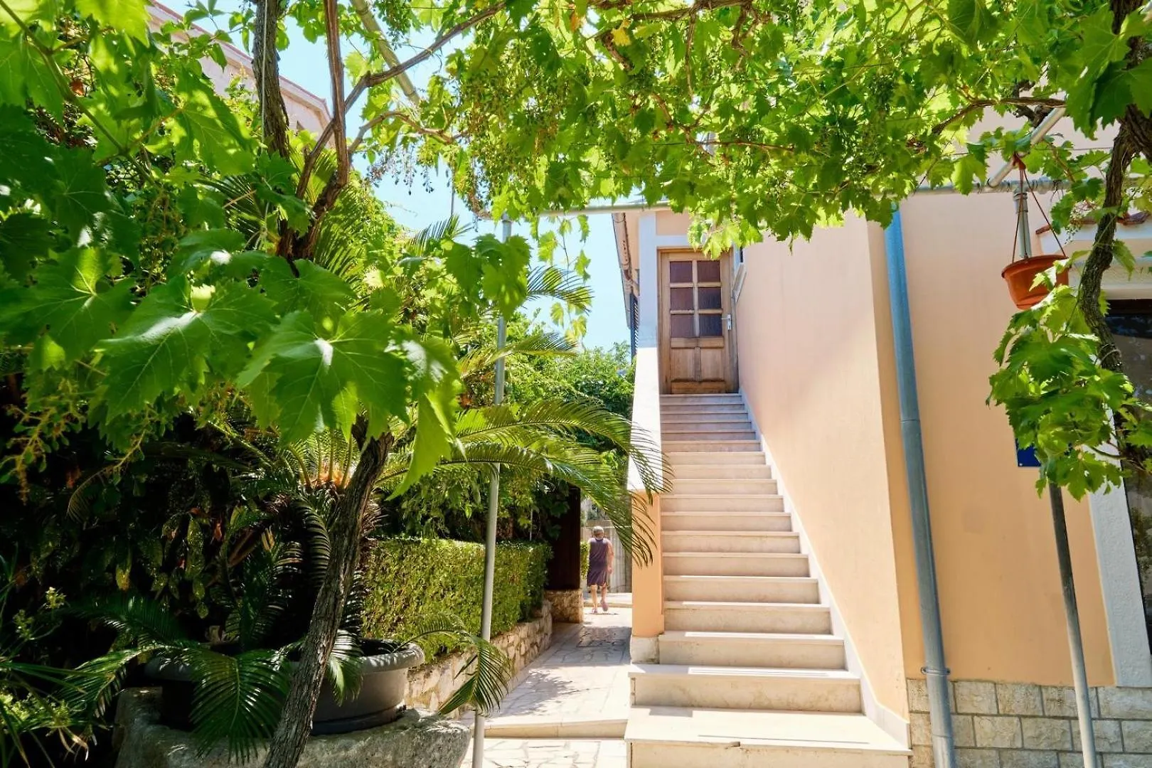 Guest house Apartments Ady Mali Losinj